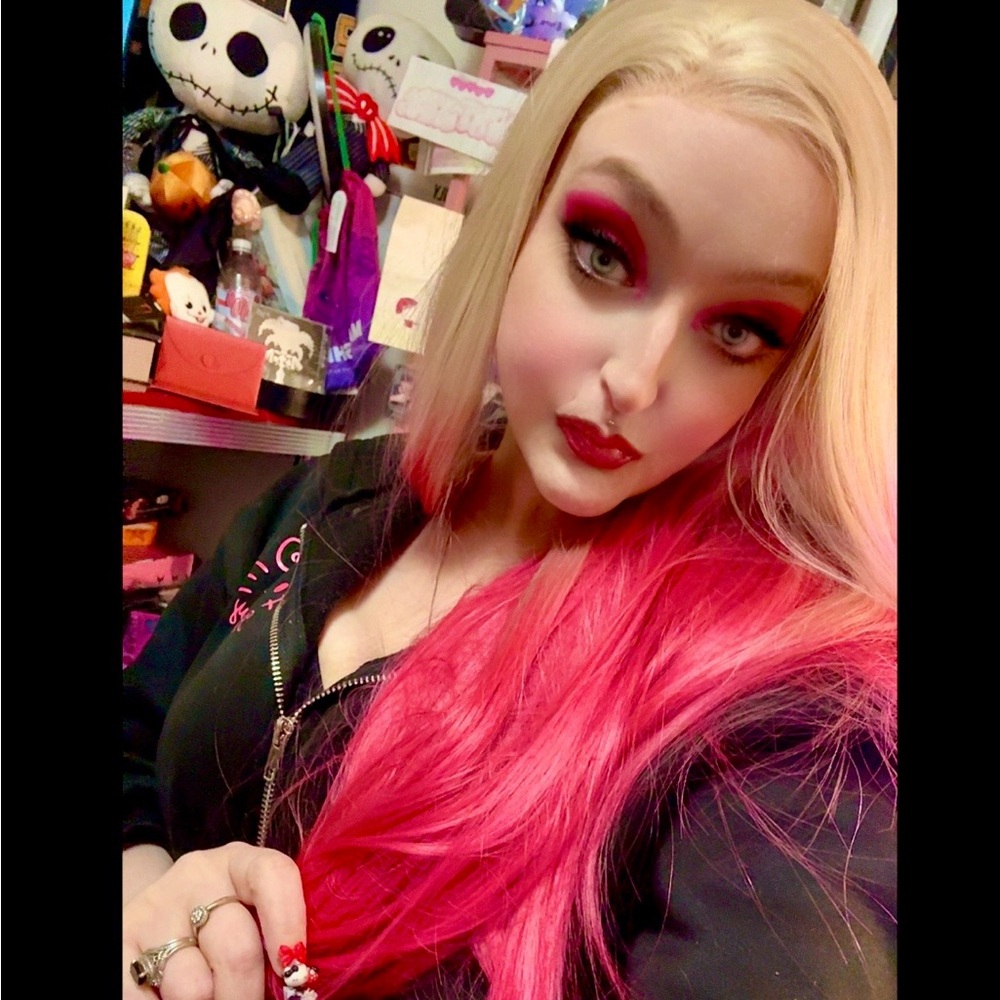 Meet your Posher, Savena